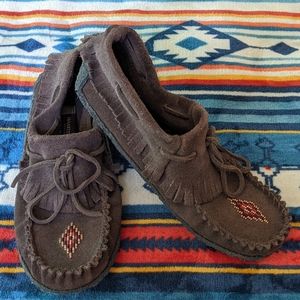 Manitoba moccasin shoe